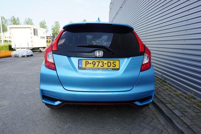 Honda JAZZ 1.5 i-VTEC Dynamic Airco / Navi / Cruise / Stoelverw. / DAB / Carplay / Elektr. ramen / Lm velgen