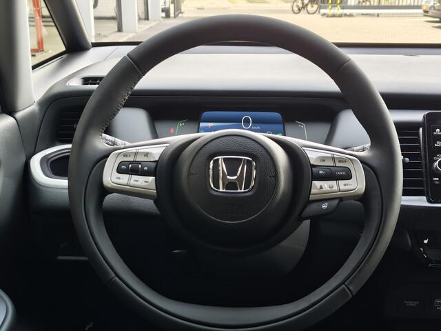 Honda JAZZ 1.5 e:HEV Advance | Sensoren v/a | Navi | Stoelverwarming | Android Auto