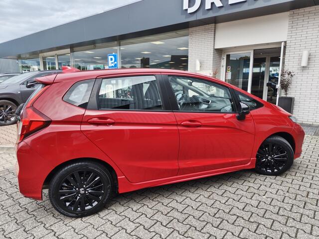 Honda JAZZ 1.5 i-VTEC Dynamic | Sensoren v/a | Navi | DAB | Cruise Control