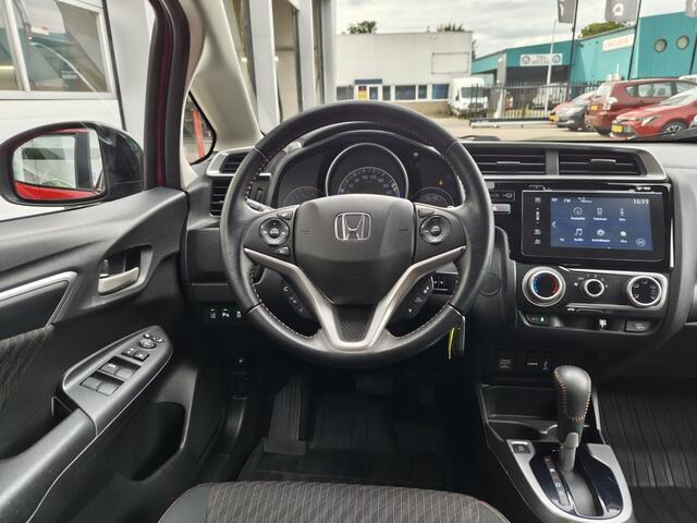 Honda JAZZ 1.5 i-VTEC Dynamic | Sensoren v/a | Navi | DAB | Cruise Control