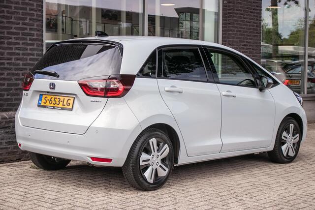 Honda JAZZ 1.5 e:HEV Executive | All Season banden | Camerra | Dealer onderhouden |
