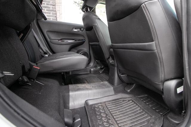 Honda JAZZ 1.5 e:HEV Executive | All Season banden | Camerra | Dealer onderhouden |