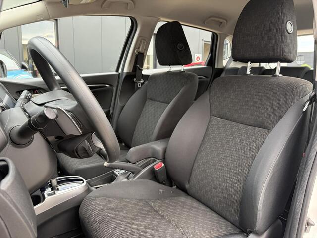 Honda JAZZ 1.3 i-VTEC Comfort Automaat incl. Trekhaak!