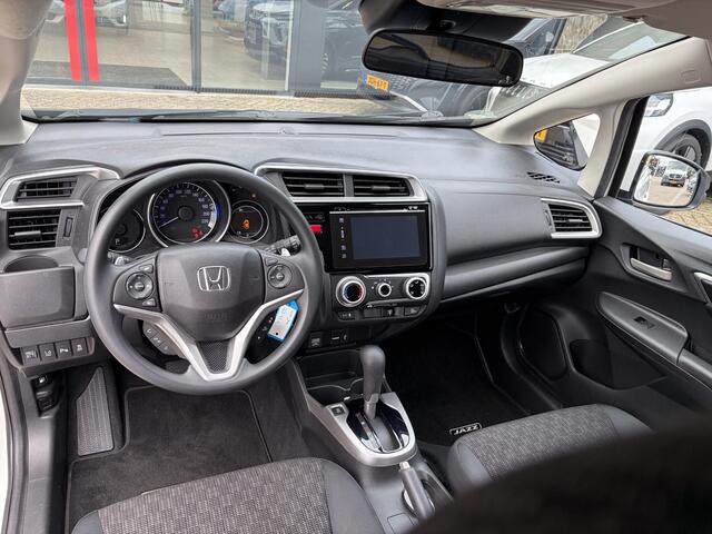 Honda JAZZ 1.3 i-VTEC Comfort Automaat incl. Trekhaak!