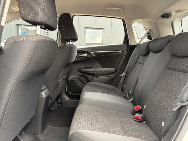 Honda JAZZ 1.3 i-VTEC Comfort Automaat incl. Trekhaak!