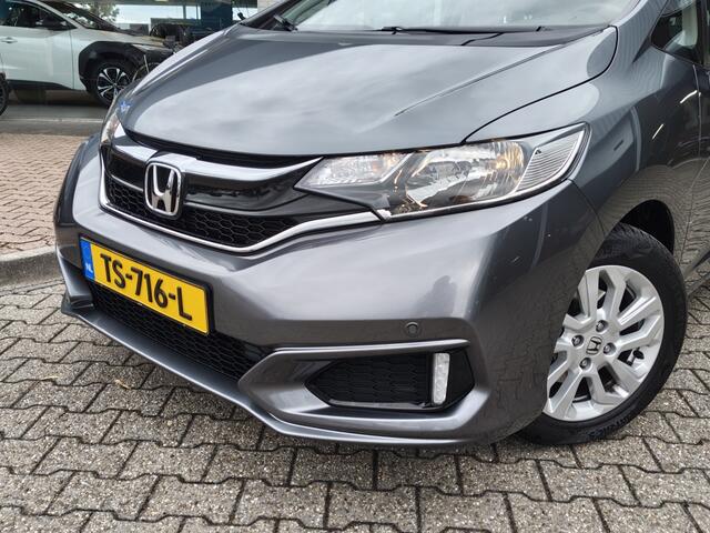 Honda JAZZ 1.3 i-VTEC Comfort | Trekhaak | Sensoren v/a | Achteruitrijcamera