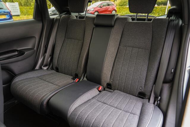 Honda JAZZ 1.5i e:HEV ELEGANCE - CAMERA - ALL WEATHERS - TREKHKAAK - PRIVACY GLASS