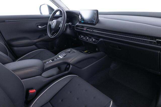 Honda ZR-V 2.0 e:HEV Sport | SPORT |NIEUW | FULL HYBRID | AUTOMAAT | ELEKTRISCHE ACHTERKLEP | APPLE & ANDROID AUTO |