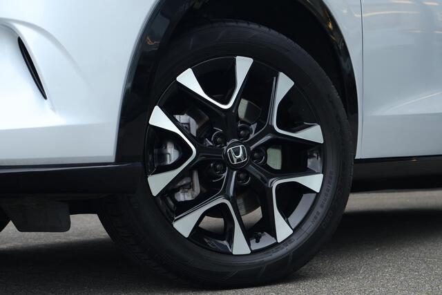 Honda ZR-V 2.0 e:HEV Advance / Pano / Adaptive cruise / DAB