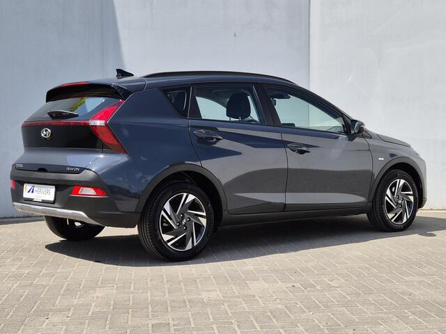 Hyundai Bayon 1.0 T-GDI Automaat Comfort Smart / Navigatie / Achteruitrijcamera / Cruise control / Lichtmetalen wielen 16" / Apple Carplay Android Auto / Parkeersensoren achter /