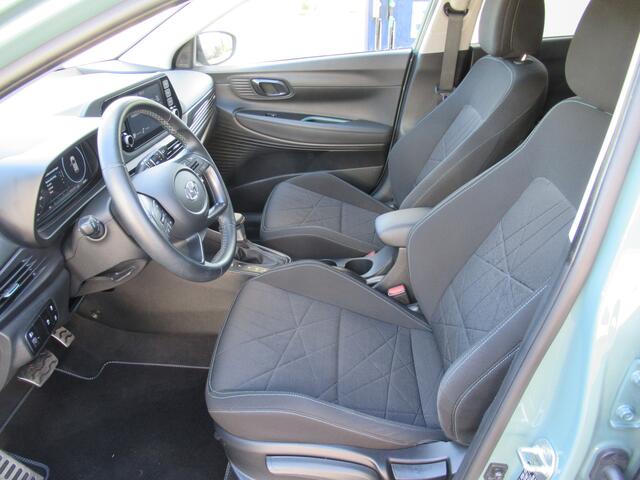 Hyundai Bayon 1.0 T-GDI Comfort Automaat 2e eigen | dealer onder | cruise | camera | airco | LM velgen