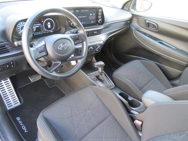 Hyundai Bayon 1.0 T-GDI Comfort Automaat 2e eigen | dealer onder | cruise | camera | airco | LM velgen