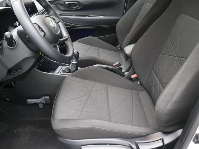 Hyundai Bayon 1.0 T-GDI Comfort Smart / Navigatie / Cruise Control / Airco / NL Auto / Dealer onderhouden / LMV / Achteruitrijcamera /