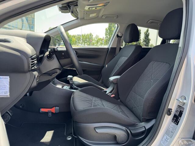 Hyundai Bayon 1.0 T-GDI Premium Automaat | Trekhaak | Navigatie | Camera | BOSE Audio | LED Koplampen | Adapt. Cruise Control | Stuur- + Stoelverwarming | Rijklaarprijs!