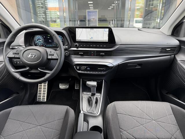 Hyundai Bayon 1.0 T-GDI Premium Automaat / Stoel- & Stuurverwarming / LED Verlichting / Climate Control / Cruise Control / Achteruitrijcamera / Parkeersensoren Voor + Achter /
