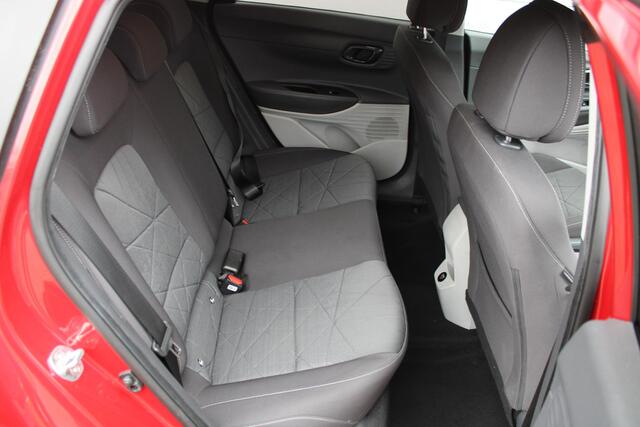 Hyundai Bayon 1.0 T-GDI 100pk DCT-7 48V Hybrid Comfort Smart Automaat Airco Camera Carplay Vol!!!!