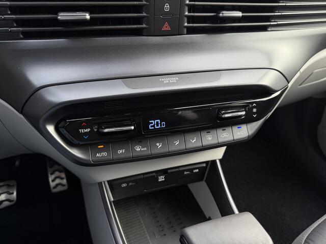 Hyundai Bayon 1.0 T-GDI Comfort Smart Automaat / Dealer Onderhouden / Trekhaak / Navigatie / Climate Control / Keyless /