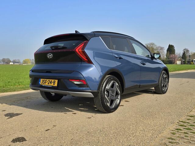 Hyundai Bayon 1.0 T-GDI Premium Sky - 100 Pk - AUTOMAAT - ParkeerCamera - Stoelverwarming - Stuurverwarming