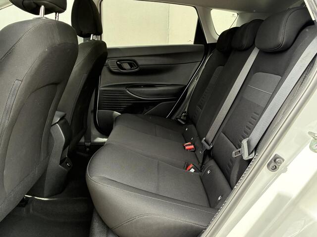 Hyundai Bayon 1.0 T-GDI Comfort / Fabrieksgarantie t/m 4-2030 / Navigatie / Apple Carplay/Android auto / Achteruitrijcamera / DAB /