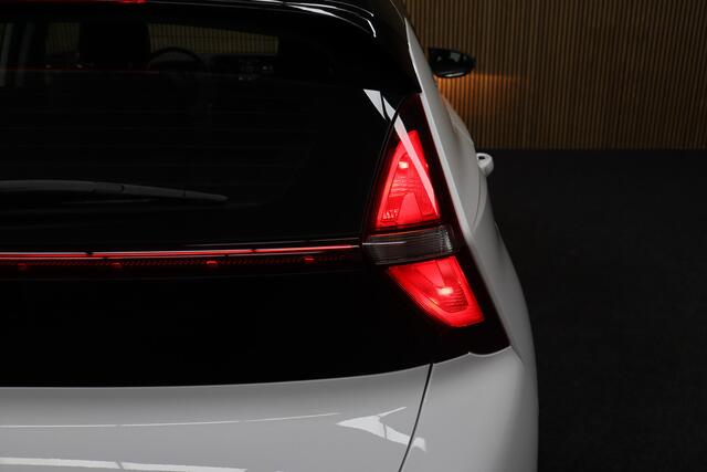 Hyundai Bayon 1.0 T-GDI Comfort | Cruise-control | Maps Navigatie | Camera | Apple Carplay & Android Auto | Airco | LM Velgen