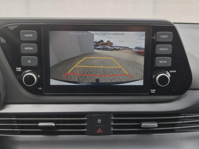 Hyundai Bayon 1.0 T-GDI Comfort / Trekhaak vast / Navigatie via Apple Carplay of Android Auto / Airco / Cruise control / Achteruitrijcamera / Draadloze telefoon lader / Parkeersensoren achter /