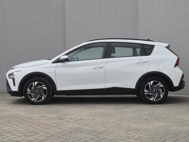 Hyundai Bayon 1.0 T-GDI Comfort / Trekhaak vast / Navigatie via Apple Carplay of Android Auto / Airco / Cruise control / Achteruitrijcamera / Draadloze telefoon lader / Parkeersensoren achter /