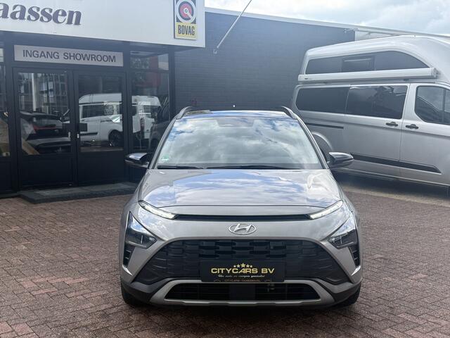 Hyundai Bayon 1.0 T-GDI Comfort hybrid 48v automaat 101 pk groot scherm navi apple carplay camera climate ctr cruise ctr lmv 1e eigenaar dealer onderhouden