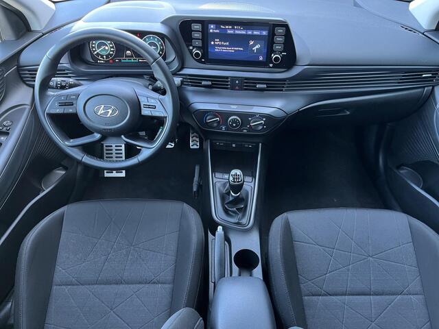 Hyundai Bayon Comfort 1.0 T-GDI 100pk | APPLE CARPLAY / ANDROID AUTO | CAMERA | PARKEERSENSOREN | 16" LM-VELGEN |