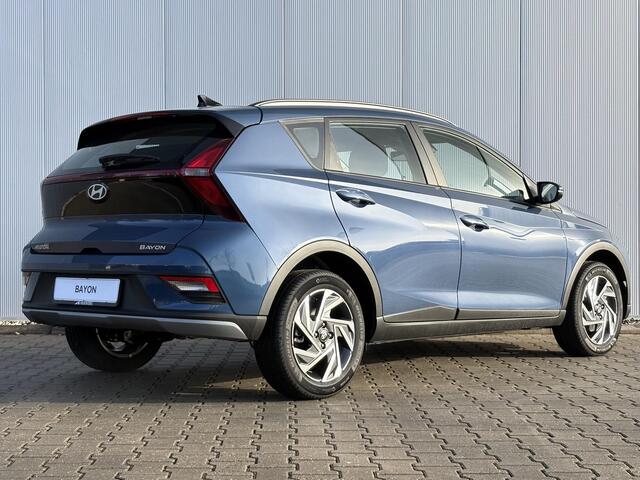 Hyundai Bayon 1.0 T-GDI Comfort / ¤ 3.000,- Voordeel Op Nieuwprijs / Prijs is een rijklaarprijs / Navigatie / Achteruitrijcamera / Airco / Cruise Control / LED Dagrijverlichting / LMV / Apple CarPaly & Android Auto /