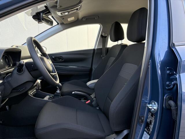 Hyundai Bayon 1.0 T-GDI Comfort / ¤ 3.000,- Voordeel Op Nieuwprijs / Prijs is een rijklaarprijs / Navigatie / Achteruitrijcamera / Airco / Cruise Control / LED Dagrijverlichting / LMV / Apple CarPaly & Android Auto /