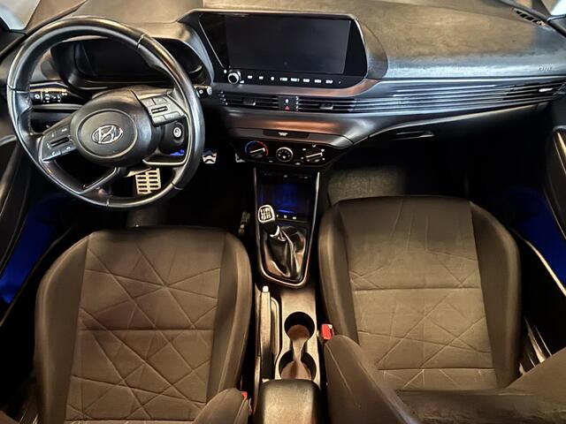 Hyundai Bayon 1.0 T-GDI Comfort Smart / Dealer onderhouden / Navigatie / Apple carplay / Android auto / Achteruitrijcamera / Cruise control / DAB radio / Achteruitrijsensoren /