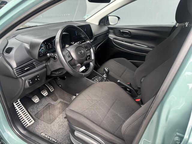 Hyundai Bayon 1.0 T-GDI Comfort Smart / Dealer onderhouden / Navigatie / Apple carplay / Android auto / Achteruitrijcamera / Cruise control / DAB radio / Achteruitrijsensoren /