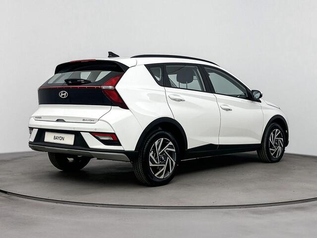 Hyundai Bayon 1.0 T-GDI Comfort 7DCT automaat | CRUISE CONTROL | ACHTERUITRIJCAMERA | AUTOMAAT | NAVIGATIE | APPLE CARPLAY/ANDROID AUTO |