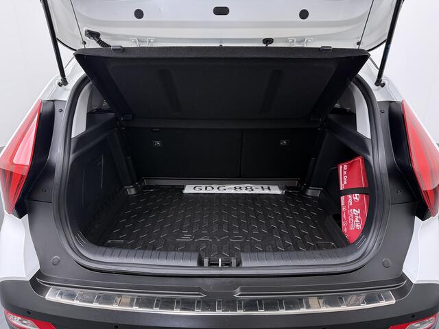 Hyundai Bayon 100PK T-GDI Comfort Smart | Trekhaak | Automaat | AR Camera | Stoel en stuurverwarming | Bose Audio | LED | Cruise