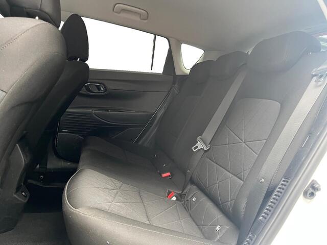 Hyundai Bayon Premium 1.0 T-GDI 100pk | TREKHAAK | CLIMA | NAVI | APPLE CARPLAY / ANDROID AUTO |TWO-TONE | STOEL + STUURVERW. | AUTOMAAT |