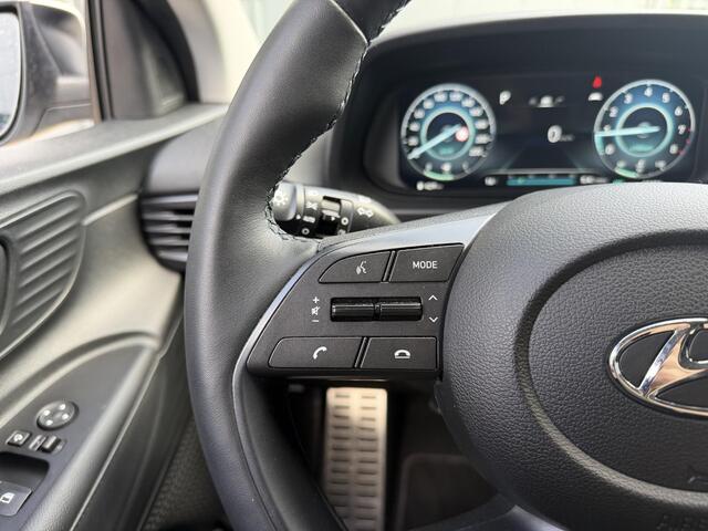 Hyundai Bayon 1.0 T-GDI Premium / Automaat / Stuurverwarming / Stoelverwarming / Navigatie / Dode hoek detectie / Apple Carplay / Android Auto / Adaptieve Cruise Control / Achteruitrijcamera