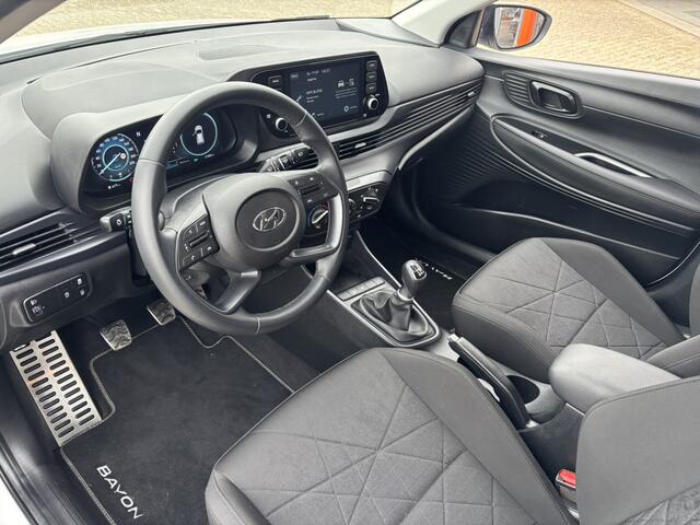 Hyundai Bayon 1.0 T-GDI Comfort / Camera / Applecarplay/AndroidAuto / Allseason Banden /