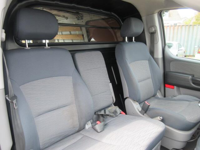 Hyundai H300 2.5 CRDi Dynamic - Airco - 3 Zits - 6 Bak Tweede Paasdag open van 10:00- Tot 16:00 uur