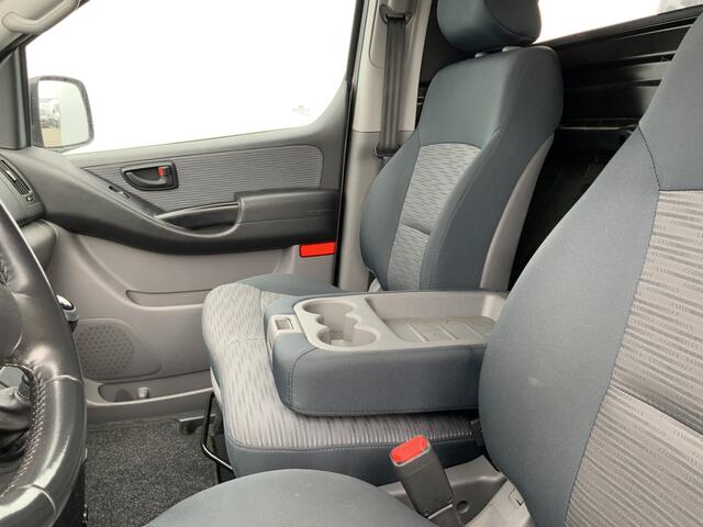 Hyundai H300 2.5 CRDi Dynamic Airco Cruise 3 Zits Trekhaak 2300 kg Dub Schuifdeur Euro 6