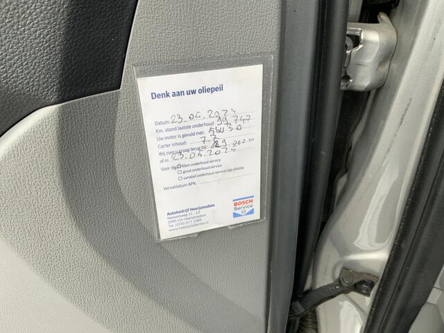Hyundai H300 2.5 CRDi Dynamic Airco Cruise 3 Zits Trekhaak 2300 kg Dub Schuifdeur Euro 6
