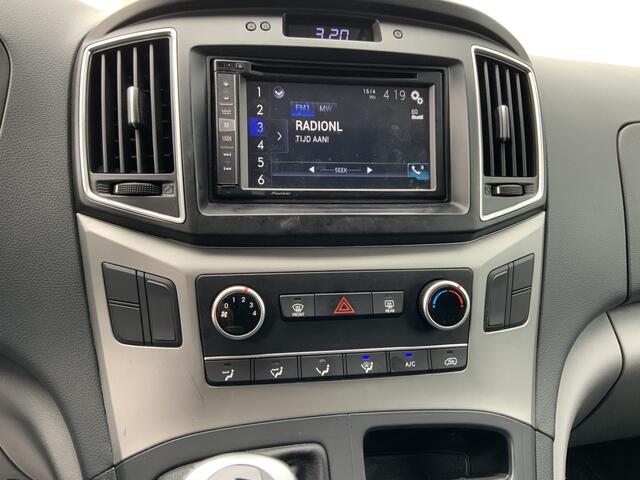 Hyundai H300 2.5 CRDi Dynamic Airco Cruise 3 Zits Trekhaak 2300 kg Dub Schuifdeur Euro 6