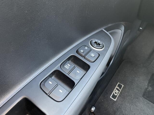 Hyundai I 10 1.0i Comfort | Cruise | Airco | 5drs |