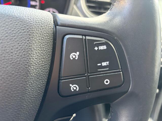 Hyundai I 10 1.0i Premium Airco/ Navigatie/ Cruise/ Apple CarPlay/ Led