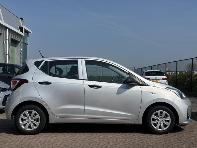 Hyundai I 10 1.0i i-Motion / 1e eigenaar / Airco / Nap / nieuwe Apk!