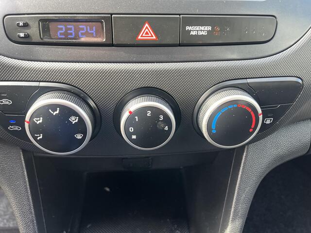 Hyundai I 10 1.0i i-Drive /Nieuwe apk bij aflevering