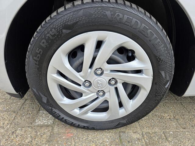 Hyundai I 10 1.0 Comfort Smart | Airco | Achteruitrijcamera | Navigatie | Cruise control | Applecarplay en Android Auto | DAB |