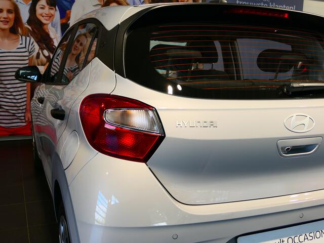 Hyundai I 10 1.0 Comfort *NIEUW!* *Navi!* - Apple carplay / Android auto, lane assist, cruise