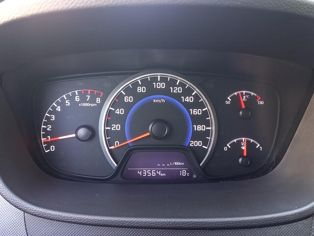 Hyundai I 10 1.0i Comfort Lage km stand!