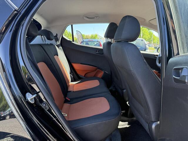 Hyundai I 10 1.0i i-Motion Comfort Airco,Cruise,Bluetooth,Elek ramen,N.A.P,Zeer Zuinig,Nieuwe Apk bij Aflevering