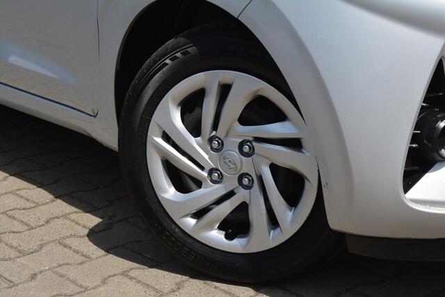 Hyundai I 10 1.0 i-Drive | Camera | Carplay | Winter Pakket |